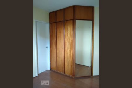 Apartamento à venda com 75m², 3 quartos e sem vaga Apartamento à venda com 75m², 3 quartos e sem vagaQuarto