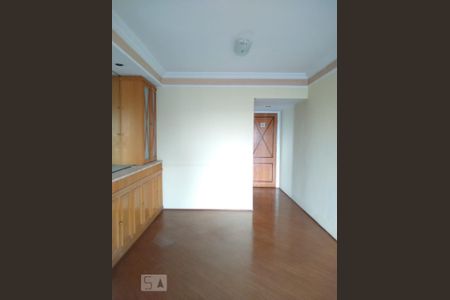 Apartamento à venda com 75m², 3 quartos e sem vaga Apartamento à venda com 75m², 3 quartos e sem vagaSala