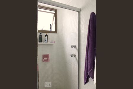 Apartamento à venda com 436m², 4 quartos e 2 vagasBanheiro do Quarto 01