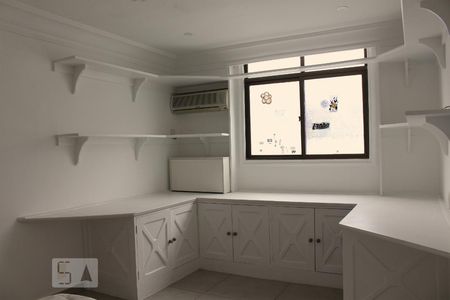 Apartamento à venda com 436m², 4 quartos e 2 vagasQuarto 03