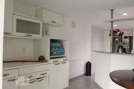 Apartamento à venda com 436m², 4 quartos e 2 vagasCozinha