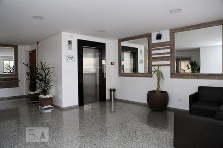 Apartamento para alugar com 124m², 3 quartos e 2 vagasHall social