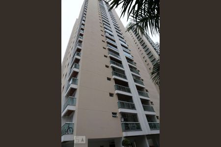 Apartamento para alugar com 124m², 3 quartos e 2 vagasFachada