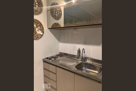 Cozinha de apartamento para alugar com 1 quarto, 33m² em Catumbi, São Paulo