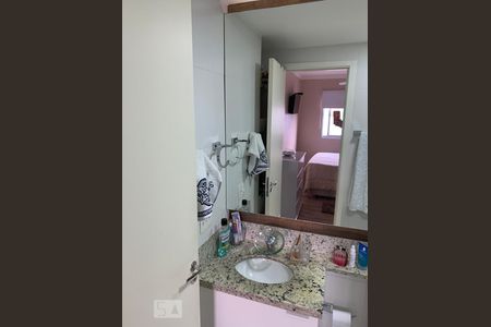 Apartamento à venda com 69m², 2 quartos e 1 vagaBanheiro da Suíte 1