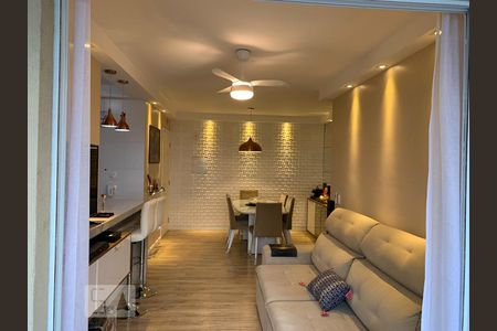 Apartamento à venda com 69m², 2 quartos e 1 vagaSala