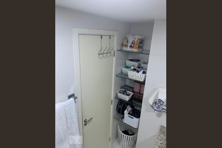 Apartamento à venda com 69m², 2 quartos e 1 vagaBanheiro da Suíte 1