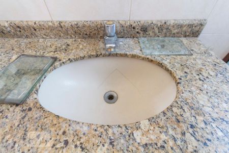 Casa à venda com 200m², 4 quartos e 1 vagaSuíte - Quarto 4