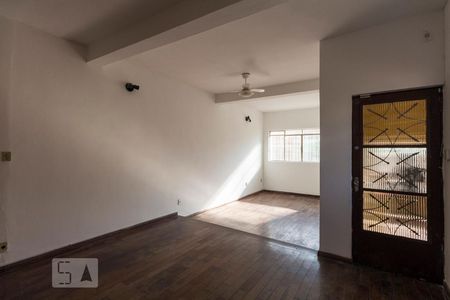 Sala de casa à venda com 4 quartos, 200m² em Saúde, São Paulo