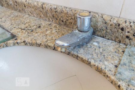 Casa à venda com 200m², 4 quartos e 1 vagaSuíte - Quarto 4