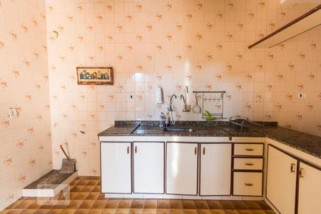 Casa à venda com 200m², 4 quartos e 1 vagaCozinha