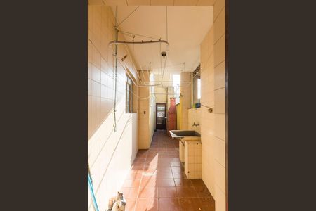 Casa à venda com 200m², 4 quartos e 1 vagaÁrea de Serviço