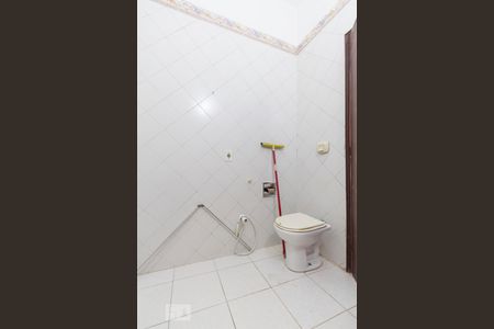 Casa à venda com 200m², 4 quartos e 1 vagaBanheiro Social