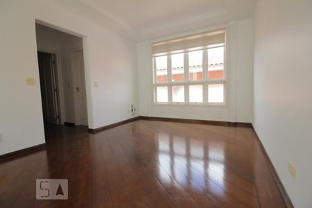 Casa à venda com 350m², 4 quartos e 5 vagasSala