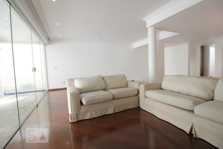 Sala de casa à venda com 4 quartos, 350m² em Jardim Leonor, São Paulo