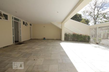 Casa à venda com 350m², 4 quartos e 5 vagasGaragem 