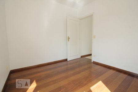 Casa à venda com 350m², 4 quartos e 5 vagasQuarto