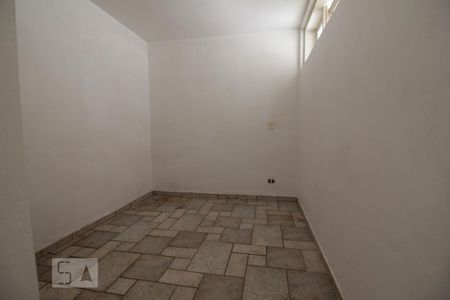 Casa à venda com 350m², 4 quartos e 5 vagasQuarto de Serviço