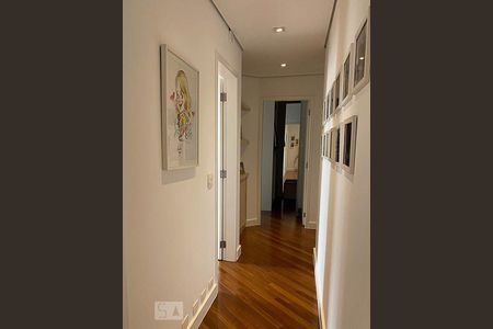 Apartamento para alugar com 337m², 4 quartos e 5 vagasCorredor