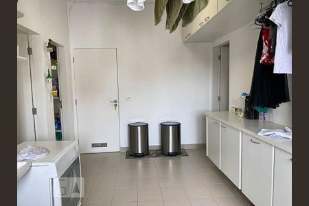 Apartamento para alugar com 337m², 4 quartos e 5 vagasÁrea de Serviço