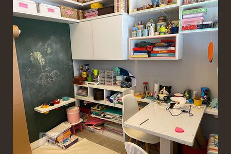 Apartamento para alugar com 337m², 4 quartos e 5 vagasSuíte 3