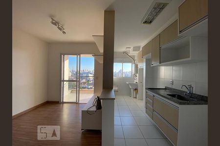 Sala e cozinha de apartamento para alugar com 2 quartos, 68m² em Maranhão, São Paulo