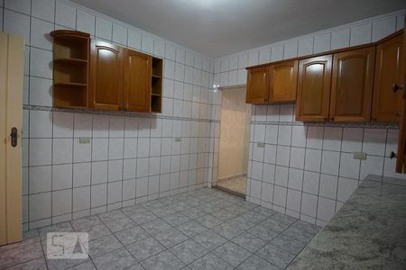 Cozinha de casa à venda com 3 quartos, 100m² em Vila Caraguatá, São Paulo