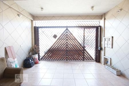 Casa à venda com 100m², 3 quartos e 2 vagasGaragem
