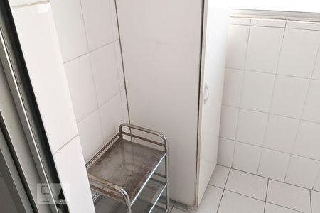 Apartamento à venda com 70m², 3 quartos e 1 vagaÁrea de serviço