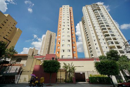 Apartamento à venda com 70m², 3 quartos e 1 vagaFachada