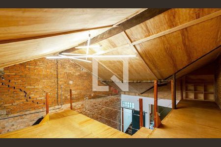 Casa à venda com 230m², 3 quartos e sem vagaSotão