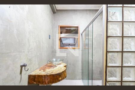 Casa à venda com 230m², 3 quartos e sem vagaBanheiro