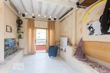 Casa à venda com 320m², 3 quartos e 4 vagasVaranda da Sala 2