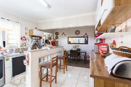 Casa à venda com 320m², 3 quartos e 4 vagasCozinha