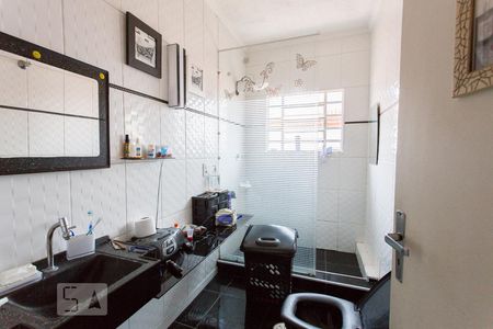 Casa à venda com 320m², 3 quartos e 4 vagasBanheiro 2