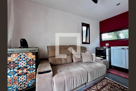 Sala de casa de condomínio para alugar com 1 quarto, 94m² em Vila Elvira, São Paulo