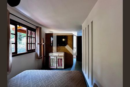 Casa de condomínio para alugar com 94m², 1 quarto e sem vagaSuíte