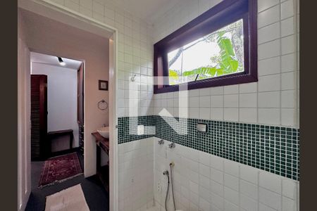 Casa de condomínio para alugar com 94m², 1 quarto e sem vagaBanheiro Suíte