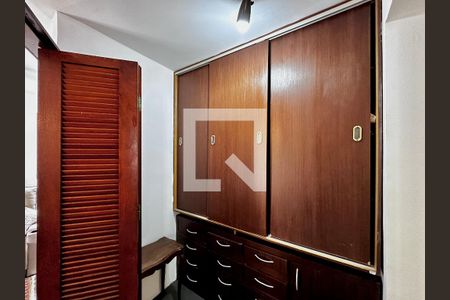 Casa de condomínio para alugar com 94m², 1 quarto e sem vagaCloset Suíte