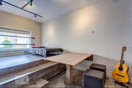 Sala/Quarto de kitnet/studio para alugar com 1 quarto, 28m² em República, São Paulo