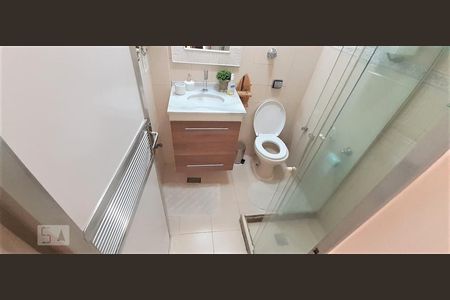 Banheiro de apartamento para alugar com 2 quartos, 45m² em Centro, Rio de Janeiro