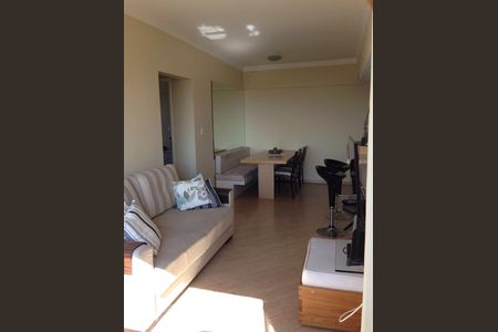 Sala de apartamento para alugar com 2 quartos, 67m² em Vila Yara, Osasco