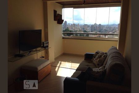 Sala de apartamento para alugar com 2 quartos, 67m² em Vila Yara, Osasco