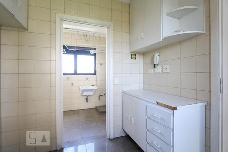 Apartamento à venda com 200m², 3 quartos e 3 vagas Apartamento à venda com 200m², 3 quartos e 3 vagasCozinha