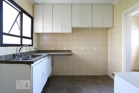 Apartamento à venda com 200m², 3 quartos e 3 vagas Apartamento à venda com 200m², 3 quartos e 3 vagasCozinha