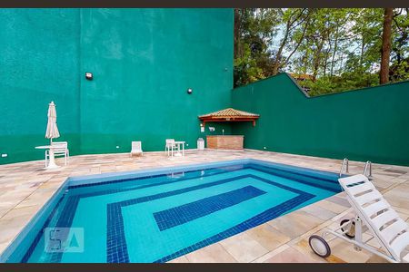 Apartamento à venda com 200m², 3 quartos e 3 vagas Apartamento à venda com 200m², 3 quartos e 3 vagasPiscina