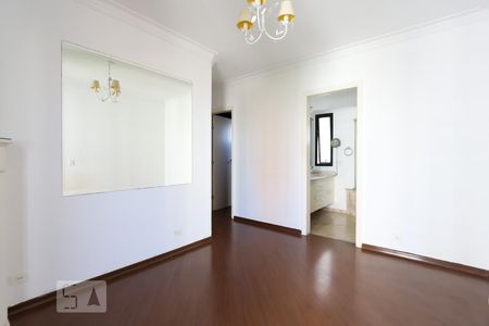 Apartamento à venda com 200m², 3 quartos e 3 vagas Apartamento à venda com 200m², 3 quartos e 3 vagasSuíte 1