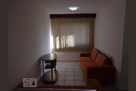 Sala de apartamento para alugar com 2 quartos, 57m² em Vila Firmiano Pinto, São Paulo