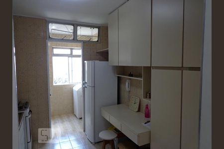 Apartamento para alugar com 57m², 2 quartos e 1 vaga Apartamento para alugar com 57m², 2 quartos e 1 vagaCozinha