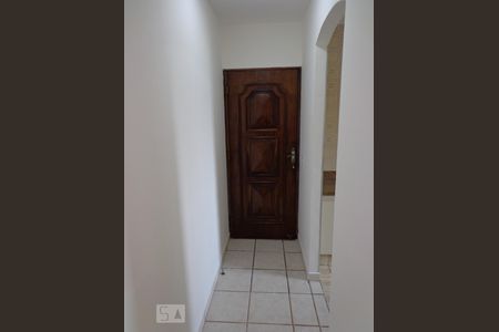Apartamento para alugar com 57m², 2 quartos e 1 vaga Apartamento para alugar com 57m², 2 quartos e 1 vagaCorredor entrada